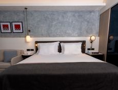 Deluxe Kısmi Deniz ve Havuz Manzaralı Oda - Ana Bina