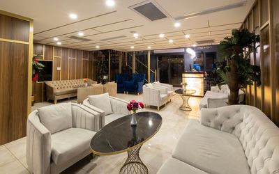 Les Lıon Hotel · 4