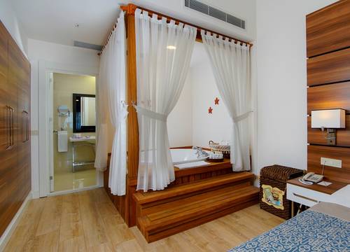 turkey/antalya/limakatlantisdeluxehotelresort9377a4fe.jpg
