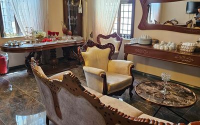 Lost Town Inn Hotel · 5