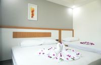 غرفة عادية - إطلالة على الحديقة