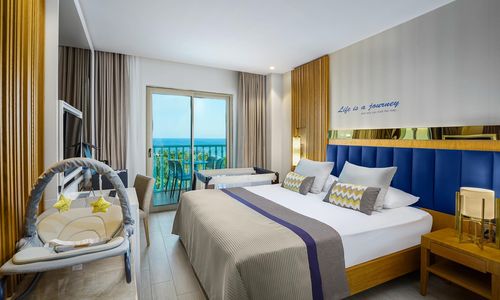 turkey/antalya/manavgat/kirmansidemarinbeachspa537e8367.jpg