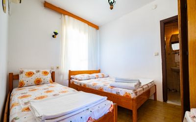 Selen Motel · 5