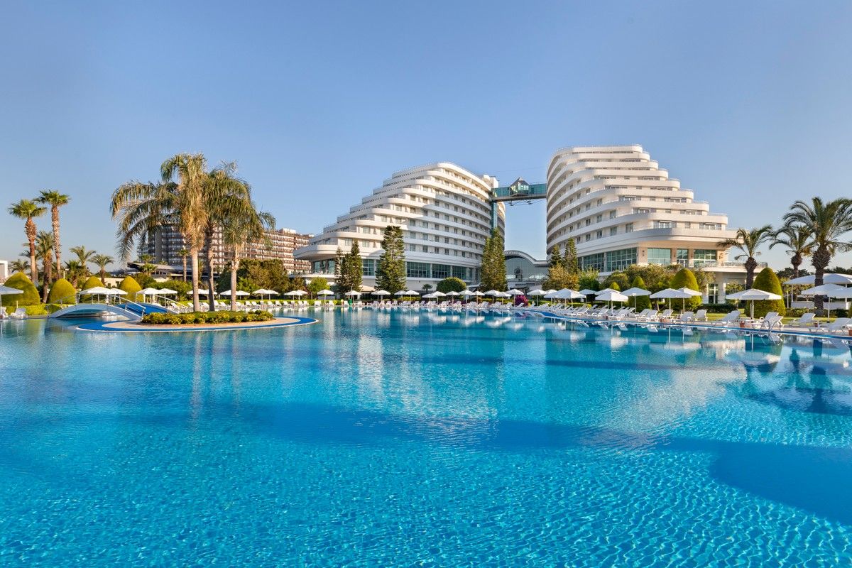 Miracle Resort Hotel