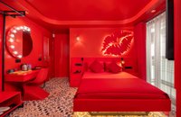 غرفة حمراء