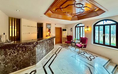 Aspen Hotel · 3