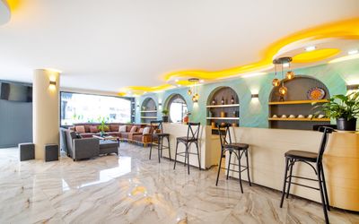 Blue Marina Hotel · 5