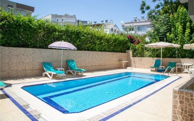 Enda Hotel · 4