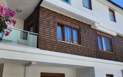 Lara Breeze Homes · 2