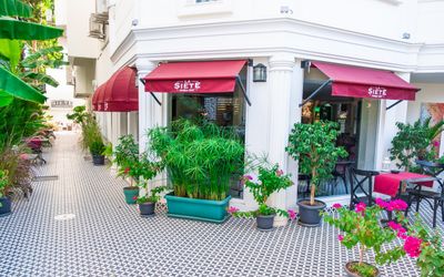 Siete Hotel · 3