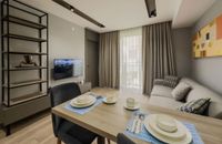 RIVER SUITE