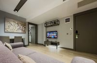 GARDEN SUITE