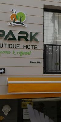 Park Hotel Rooms & Apart