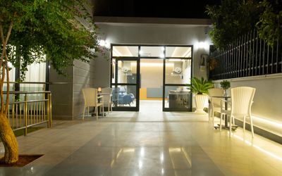 Opera Suites · 3