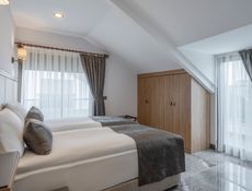 Gold Suite