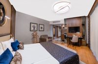 Junior Royal Suite
