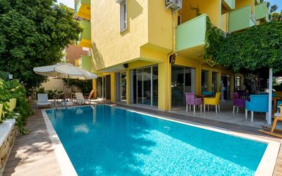 Ümit Hotel · 2