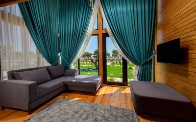 Villa D'Mare · 4