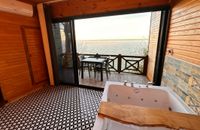 Jakuzili-Deniz Süit Oda No 07