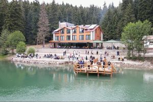 turkey/artvin/savsatkaragolhotelb0790849.jpg