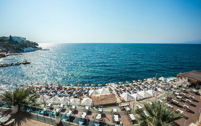 Charisma De Luxe Hotel · 2