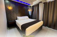 Deluxe Room - City View