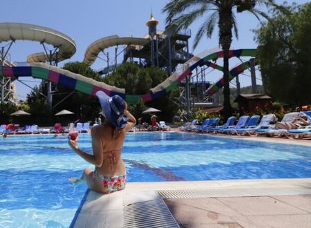 turkey/aydin/kusadasi/aquafantasyaquaparkhotelspa4fabe7f6.jpg