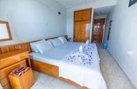 Üç Kişilik Oda - Dağ Manzaralı