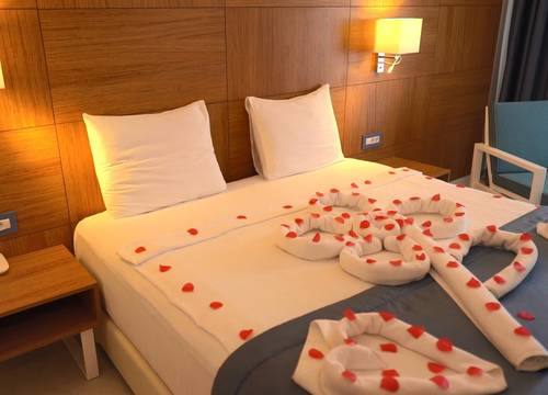 turkey/aydin/kusadasi/infinitybyyelkenaquaparkresorts67c85afc.jpg