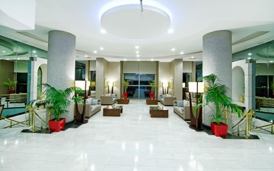 Korumar Hotel De Luxe · 5