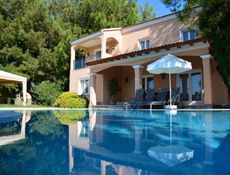 Deluxe Villa met 2-4 Kamers (Privézwembad en Grote Privétuin)