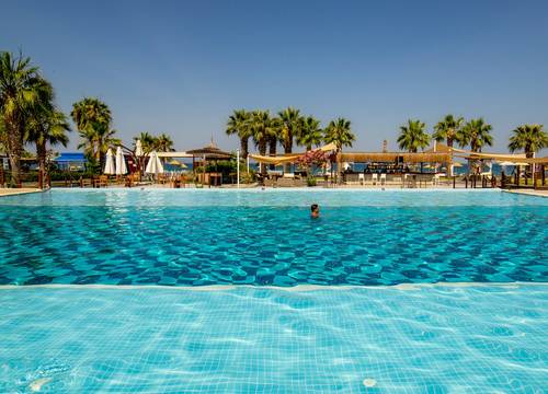turkey/aydin/kusadasi/risusbeachresorthotel2f91469d.jpg