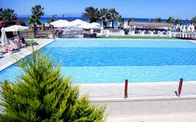 Risus Beach Resort Hotel · 5