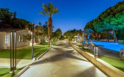 Risus Garden Marina Hotel Kusadasi · 4