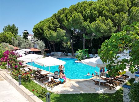 turkey/aydin/kusadasi/risusgardenmarinahotelkusadasia0209778.jpg