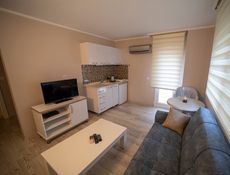 1+1 Appartamento con Vista Terreno