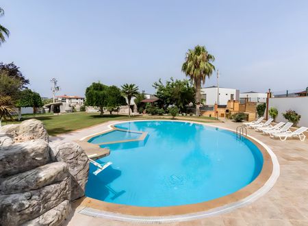turkey/aydin/kusadasi/thelionsdenkusadasif75d0efb.jpg