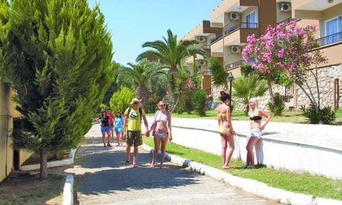 turkey/aydin/pigalefamilyclubfe8db8bf.jpg