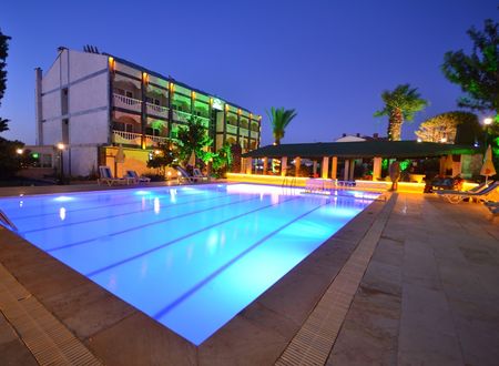 turkey/balikesir/ayvalik/cundabaselhotelcafe3208.jpg