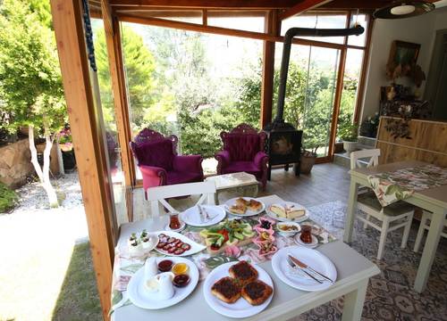 turkey/balikesir/ayvalik/cundamorisiotel4accde2f.jpg