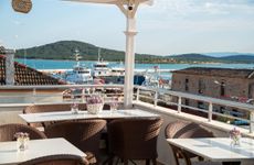 turkey/balikesir/ayvalik/ferahievlercunda0745717d.jpg