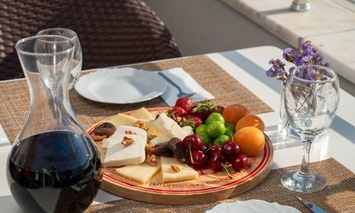 turkey/balikesir/ayvalik/ferahievlercundaad93698d.jpg