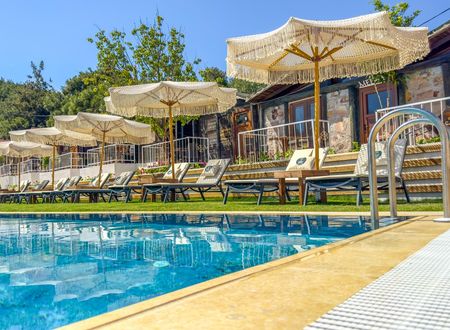 turkey/balikesir/ayvalik/gaiapansiyon39315a0b.jpg
