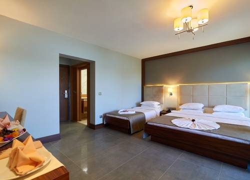 turkey/balikesir/ayvalik/ivysailingresort77513d70.jpg