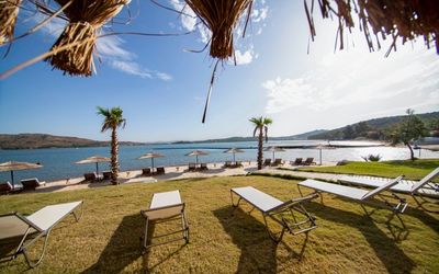 Ivy Sailing Resort · 5