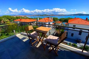 turkey/balikesir/ayvalik/lauracundabc54a017.jpg