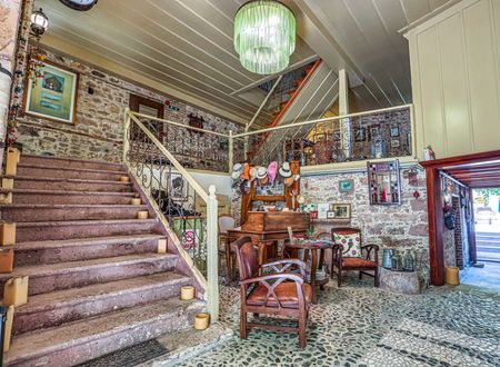 turkey/balikesir/ayvalik/macaronkonagiotelaf040795.jpg