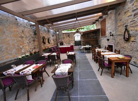 turkey/balikesir/ayvalik/olivia1845guesthouseayvalik48f1b64f.jpg