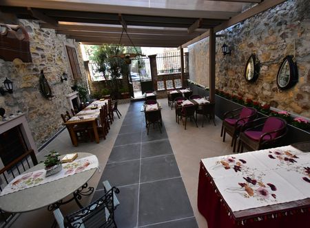 turkey/balikesir/ayvalik/olivia1845guesthouseayvalik90a0cb0b.jpg