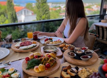 turkey/balikesir/ayvalik/parnacundaislandf25c7e0c.jpg